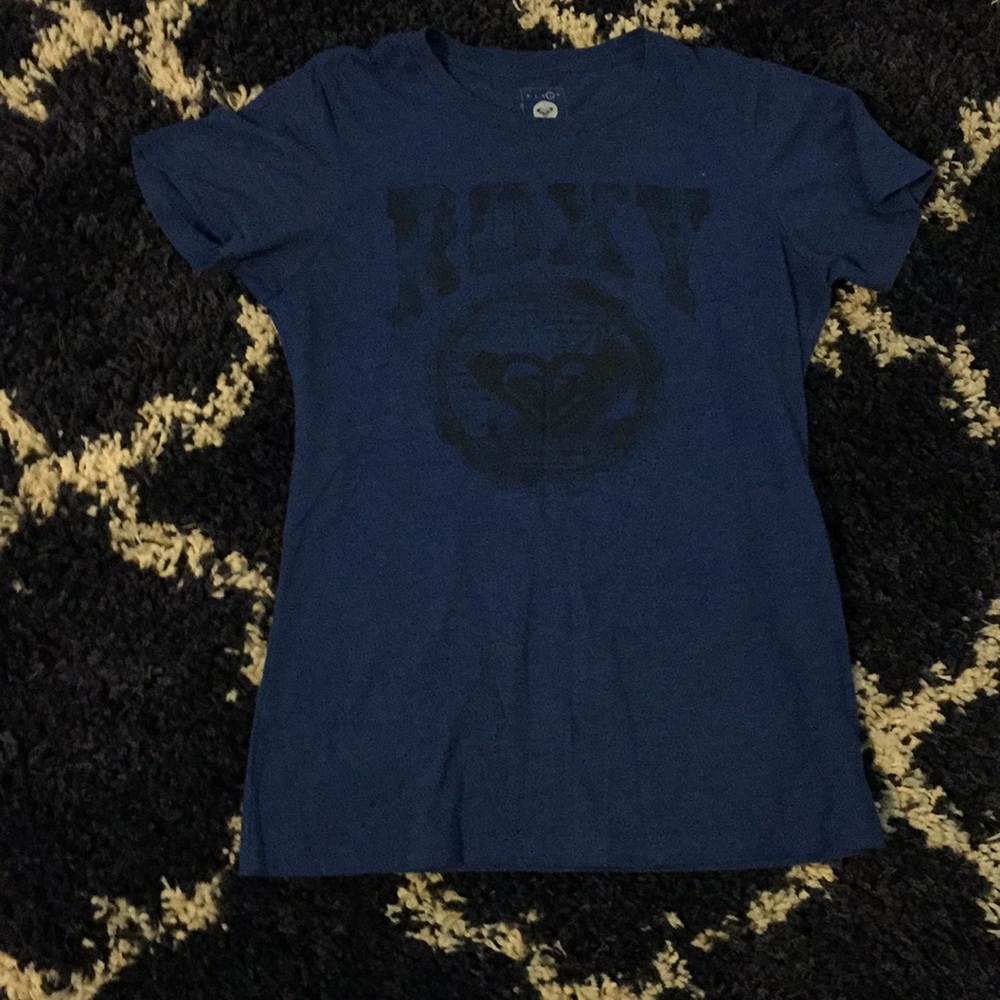 Roxy women’s large fitted tee royal blue must have